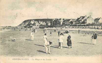 CPA FRANCE 14 "Arromanches les Bains, la plage et les Tentes" / VERSO MARCOPHILIE 5ct Type blanc bande de cinq