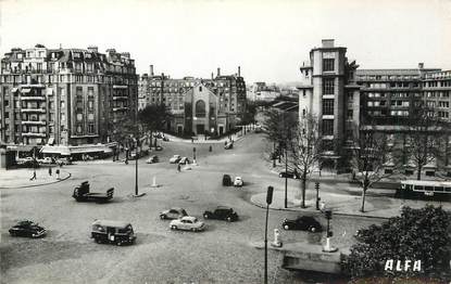 / CPSM FRANCE 75012 "Paris, cours de Vincennes, lycée Hélène Boucher, église Saint Gabriel"