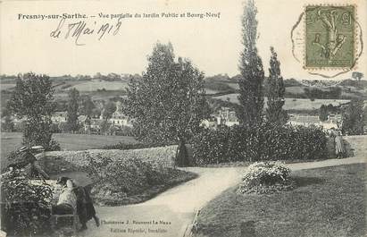 / CPA FRANCE 72 "Fresnay sur Sarthe, vue partielle du jardin public et bourg neuf"