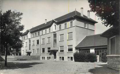 CPSM FRANCE 74 "Cluses, Ecole Sainte Berbadette"