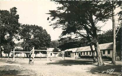 CPA FRANCE 85 "Les Sables d'Olonne, colonie d'Issy les Moulineaux"