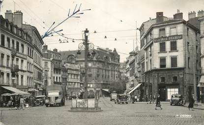 CPSM FRANCE 42 "Saint Etienne, place du peuple et Hotel des Ingénieurs"