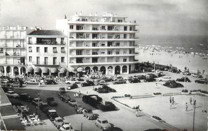 CPSM FRANCE 66 "Canet Plage, Place centrale"