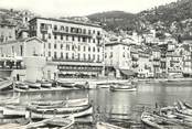 06 Alpe Maritime CPSM FRANCE 83 "Villefranche sur mer, le petit port, Hotel Welcome"