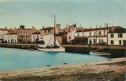 CPA FRANCE 17 "Ile de Ré, Saint Martin de Ré, échappée du port"