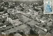 17 Charente Maritime CPSM FRANCE 17 "Saint Jean d'Angély, Place de l'Hotel de ville"