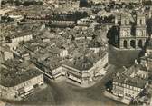 32 Ger CPSM FRANCE 32 "Auch, vue aérienne de la place de la mairie"