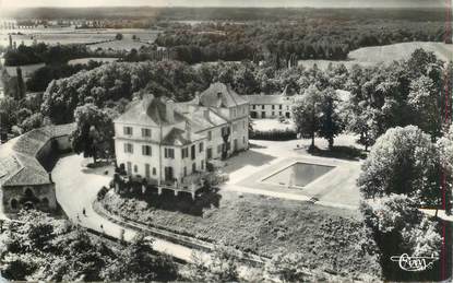 CPSM FRANCE 32 "Castex d'Armagnac, le chateau et sa piscine"