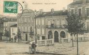 32 Ger CPA FRANCE 32 "Vic Fezensac, place de la mairie"