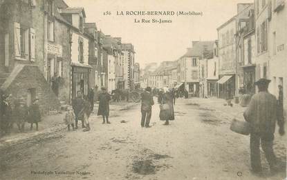 CPA FRANCE 56 "la Roche Bernard, la rue Saint James"