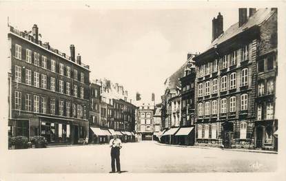 CPSM FRANCE 08 "Sedan, Place de la Halle"