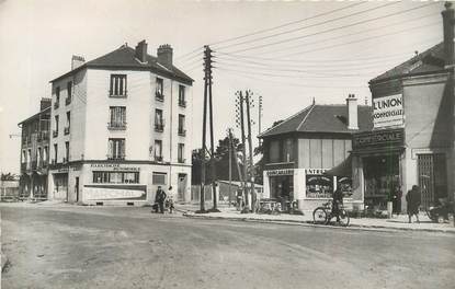 CPSM FRANCE 93 "Noisy le Grand, avenue Médéric"