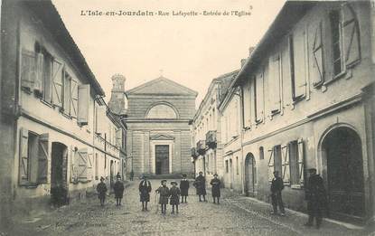 CPA FRANCE 86 "L'Isle en Jourdain, la rue Lafayette"