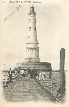 CPA FRANCE 17 "Env. de Royan, Cordouan" / PHARE