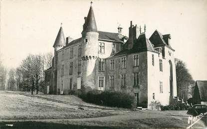 CPSM FRANCE 72 "Le Breil sur Merize, le chateau de Peschere"