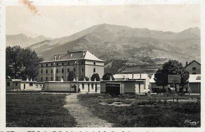 / CPSM FRANCE 04 "Jausiers, caserne du 73ème B.A.F.