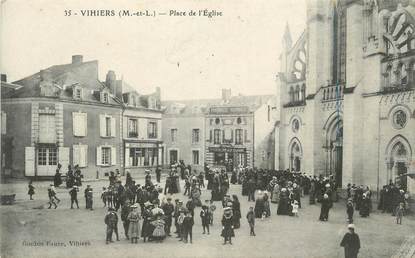 CPA FRANCE 49 "Vihiers, Place de l'Eglise"