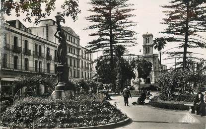  CPSM  ALGERIE "Bone, le square, jardin de l'Hotel de ville"