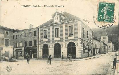 CPA FRANCE 71 "Lugny, Place du Marché"