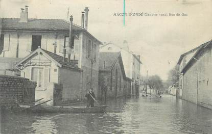 CPA FRANCE 71 "Macon, Inondé, Janvier 1910, Rue du Gaz"