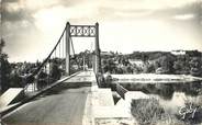 49 Maine Et Loire CPSM FRANCE 49 "Gennes, Le Pont, La Loire, Le Clocher"