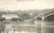 94 Val De Marne   CPA FRANCE 94 "Chennevières, pont et ancien chateau"