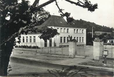 CPSM FRANCE 60 "Attichy, Groupe Scolaire Hénin"