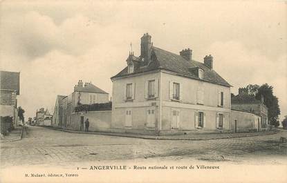   CPA FRANCE 91 "Angerville, la route nationale et route de Villeneuve"