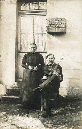 CARTE PHOTO VIOLON