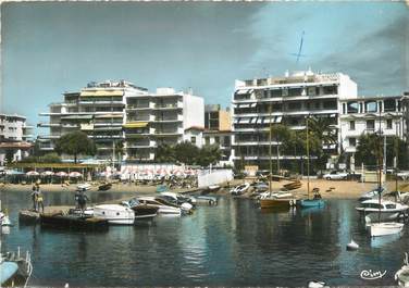 CPSM FRANCE 06 "Cannes, Petit port, Plage du Palm Beach"