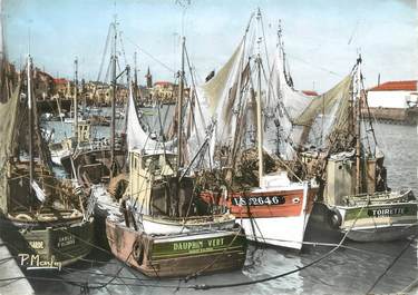 CPSM FRANCE 85 "Les Sables d'Olonne, Le Port"