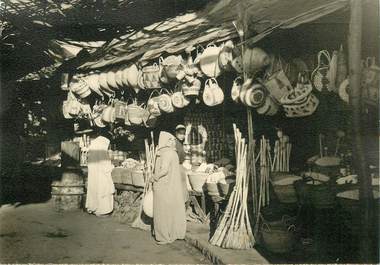 CPSM MAROC "Marrakech, Les Souks" / N° 101 PHOTO EDITION BERTRAND ROUGET CASABLANCA