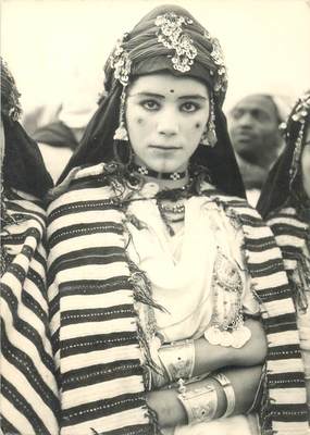 CPSM MAROC "Type de jeune femme, région de Ouarzazate" / N° 101 PHOTO EDITION BERTRAND ROUGET CASABLANCA