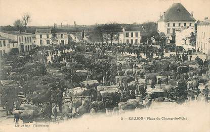 CPA FRANCE 17 "Saujon, Place du Champ de Foire"