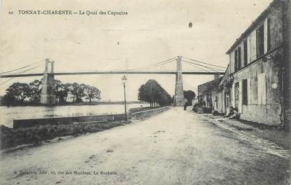 CPA FRANCE 17 "Tonnay Charente, le quai des Capucins"