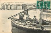 13 Bouch Du Rhone CPA FRANCE 13 "Marseille, le repas des pêcheurs"