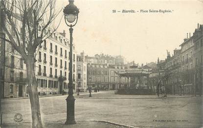 CPSM FRANCE 64 "Biarritz, Place Dte Eugénie"