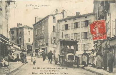 CPA FRANCE 43 "Le Monastier sur Gazeille, la rue du Pontet, départ de l'Autobus"