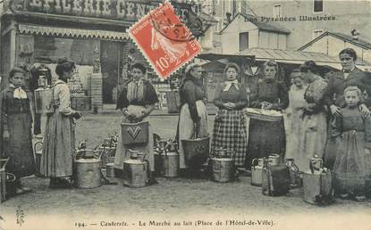 CPA FRANCE 65 "Cauterets, le marché au Lait"