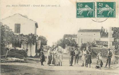 CPA FRANCE 13 "Arles, Mas Thibert, la grande rue"