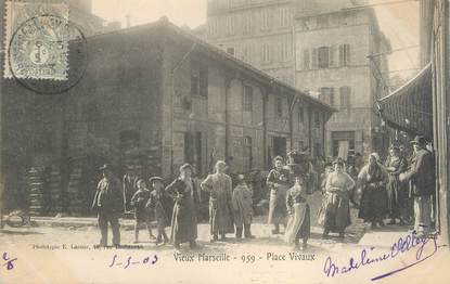 CPA FRANCE 13 " Vieux Marseille, Place Vivaux"