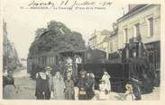36 Indre CPA FRANCE 36 "Issoudun, le tramway, Place de la Poterie"