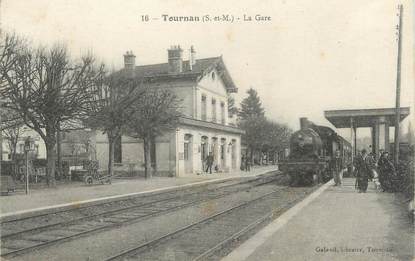 CPA FRANCE 77 "Tournan, la gare" / TRAIN
