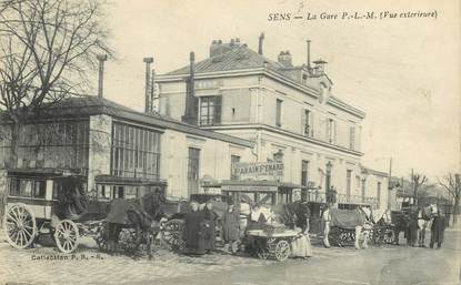 CPA FRANCE 89 "Sens, la gare"