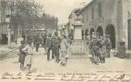 84 Vaucluse CPA FRANCE 84 "Cavaillon, Place et Statue Castil Blaze"