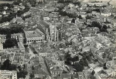 / CPSM FRANCE 32 "Condom, vue générale aérienne et la cathédrale"