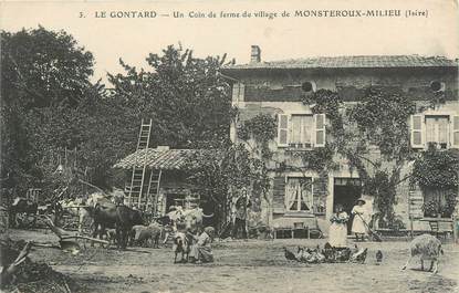 CPA FRANCE 38 "Le Gontard, un coin de ferme du village de Monsteroux Milieu"