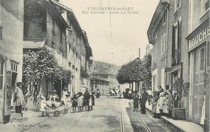 CPA FRANCE 38 "Vaulnaveys le Haut, rue centrale"