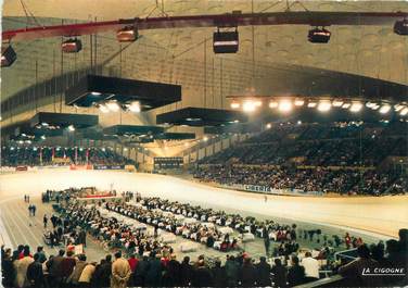 CPSM FRANCE 38 " Grenoble, palais des sports " / VELO