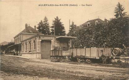 CPA FRANCE 38 " Allevard , la gare "